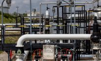 Ukraina ngừng dẫn dầu từ Nga sang Hungary do sự cố; Giá dầu tăng