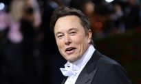 Tỷ phú Elon Musk cho biết ông sẽ cho cấy chip Neuralink vào não của chính mình