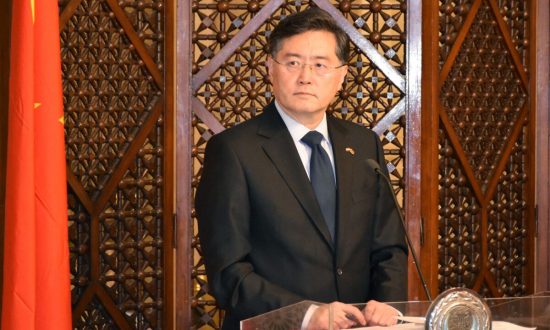 Ngoại trưởng Trung Quốc cảnh cáo Đài Loan chớ ‘đùa với lửa’