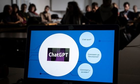 Trào lưu học sinh Trung Quốc “vượt tường lửa” để dùng trí tuệ nhân tạo ChatGPT hỗ trợ làm bài tập