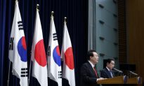 Hàn Quốc, Nhật Bản nối lại quan hệ trước mối đe dọa từ Triều Tiên