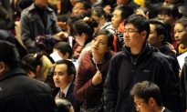 Quan chức Trung Quốc đề xuất 'phát trợ cấp sinh sản cho sinh viên đại học', dư luận phản bác