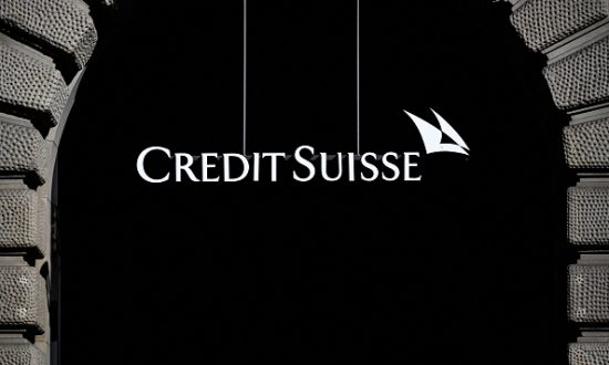Chính phủ Thụy Sĩ: UBS thâu tóm Credit Suisse