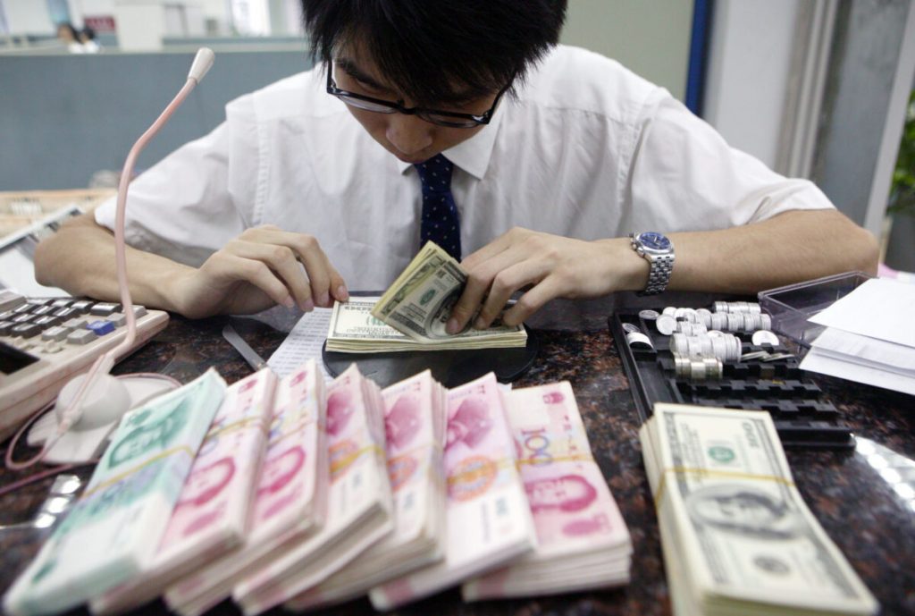 Nhân dân tệ mất giá tệ nhất kể từ tháng 12: PBoC buộc phải nới lỏng chính sách tiền tệ và hệ luỵ