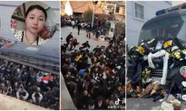 Trung Quốc: Cái chết thương tâm của người phụ nữ Hà Nam dẫn đến vụ kháng nghị quy mô lớn, xe cảnh sát bị người dân bao vây