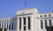 Mỹ: Fed tăng lãi suất thêm 0,25% bất chấp việc các ngân hàng sụp đổ gần đây