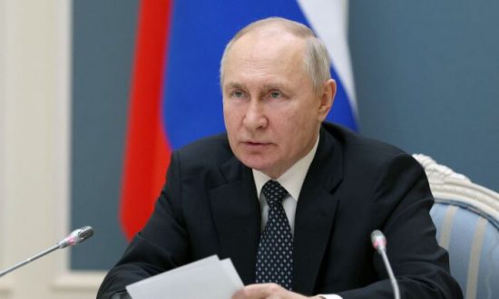 Tổng thống Putin: Quan hệ Mỹ - Nga lâm vào 'khủng hoảng sâu sắc'