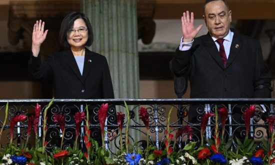 Guatemala cam kết ủng hộ Đài Loan, Trung Quốc nổi đóa