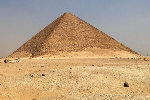 Kim tự tháp Đỏ và lịch sử xây dựng Kim tự tháp của Ai Cập cổ đại