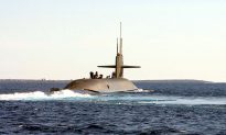 Nóng: Tàu ngầm Mỹ và Iran chạm trán ở eo biển Hormuz