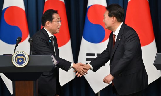 Gạt bỏ bất đồng thời chiến, Thủ tướng Nhật Bản cam kết hợp tác mạnh mẽ hơn với Hàn Quốc