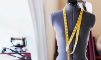 Cậu bé 7 tuổi thiết kế hơn 100 mẫu quần áo, tự xưng là nhà sáng lập Gucci tái sinh
