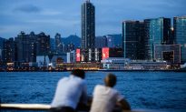 Chỉ số cổ phiếu Trung Quốc tại Mỹ sụt giảm, doanh nghiệp rút lui về Hong Kong