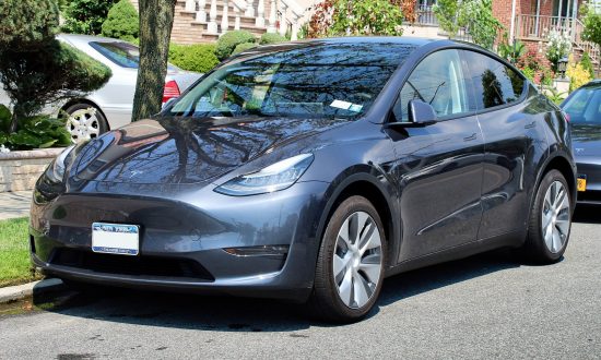 Không chỉ xe Tesla mà tất cả ô tô điện đều không đáng mua