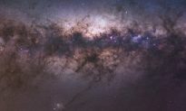 Các tín hiệu lặp đi lặp lại từ trung tâm hệ Ngân Hà có thể là lời chào của người ngoài hành tinh, nghiên cứu cho biết