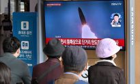 2 tên lửa tầm ngắn của Triều Tiên rơi xuống vùng đặc quyền kinh tế Nhật Bản