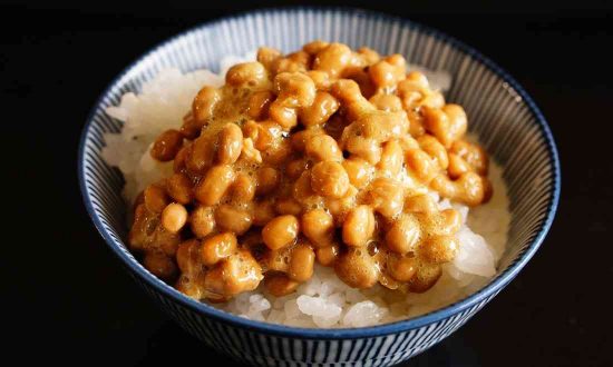 Natto, một ‘siêu thực phẩm’ tiềm năng: Giúp chống lại COVID và kéo dài tuổi thọ