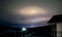 Video: Phát hiện UFO ở Thành Đô, Trung Quốc, chính quyền bác bỏ tin đồn bị chế giễu “đó là cổ vịt”