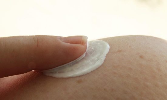 5 mẹo chăm sóc da để duy trì làn da sáng khỏe trẻ trung