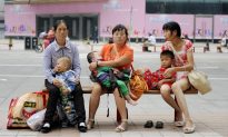 Tòa án Trung Quốc bác đơn ly hôn của bà mẹ 6 con vì muốn làm tăng tỷ lệ sinh?