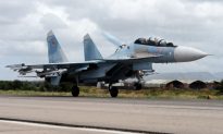 Nóng: Tiêm kích Nga bắn pháo sáng khiến UAV Mỹ hỏng nặng