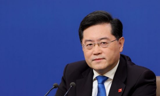 Ngoại trưởng Trung Quốc liệu có mất chức? Trung Nam Hải đấu đá nội bộ khiến ông Tập khó xử?