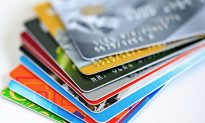 Có nhiều tài khoản và thẻ tín dụng sẽ giúp bạn trở nên giàu có?