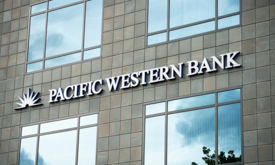 Dư chấn của các vụ đổ vỡ ngân hàng tại Mỹ: PacWest sáp nhập với Banc of California