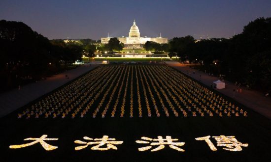 Hơn 1.500 ngọn nến đã được thắp sáng tại Washington - Hành trình của ông Lương Quý Ngọc