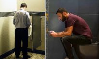 Nam giới tiểu tiện nên đứng hay ngồi thì tốt hơn? Bác sĩ: Ba kiểu người cần hạn chế đứng tiểu