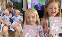 Hai chị em sinh đôi nhận được thiệp sinh nhật ấm lòng từ người cha đã mất vì căn bệnh u não