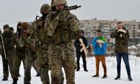 Quan chức NATO khuyên Ukraine nhượng bộ lãnh thổ để được kết nạp