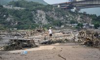 Lũ quét, lở đất tàn phá miền bắc Trung Quốc, 16 người mất tích