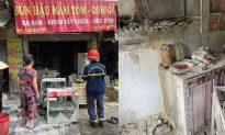 Hà Nội: Quán bún đậu bốc cháy khiến người dân hoảng loạn