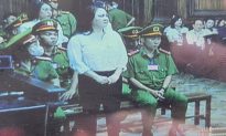Hầu tòa, bà Nguyễn Phương Hằng và 4 bị cáo trình bày về lý lịch