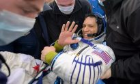 Cơ thể phi hành gia Frank Rubio thay đổi thế nào sau hơn một năm trong không gian?