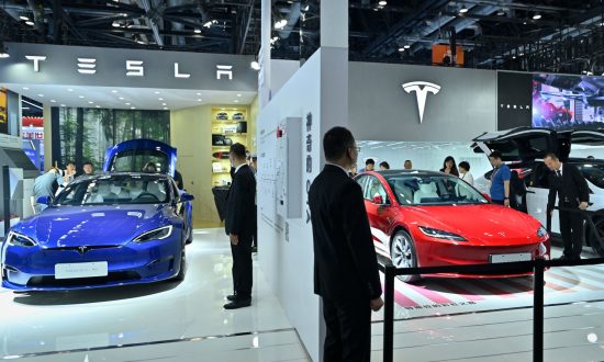 Tesla và các hãng xe Trung Quốc vật lộn với cuộc chiến giá khi bước vào giai đoạn ‘Chín Vàng Mười Bạc’