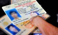 Từ 1/12: Giảm phí đổi giấy phép lái xe, cấp hộ chiếu trực tuyến