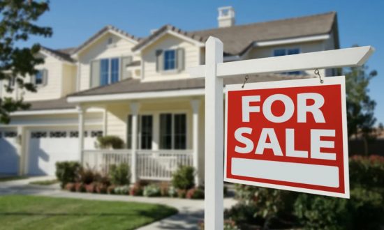 Bình luận: Người Mỹ mắc kẹt với cơn ác mộng về giá nhà