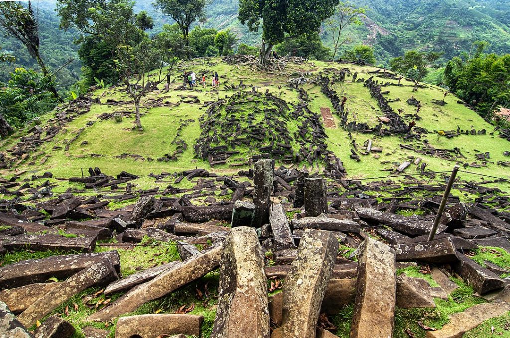 Phát hiện kim tự tháp 'cổ nhất thế giới' ở Indonesia được xây dựng cách đây 16.000 năm