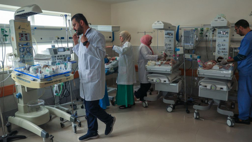 Người dân Gaza: Các phần tử Hamas cải trang thành nhân viên y tế ẩn náu trong bệnh viện