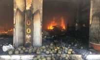 Đồng Nai: Cháy lớn thiêu rụi một cửa hàng trái cây