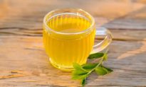 Nghiên cứu mới: Trà đen và trà xanh có thể vô hiệu hóa các biến thể phụ của Omicron