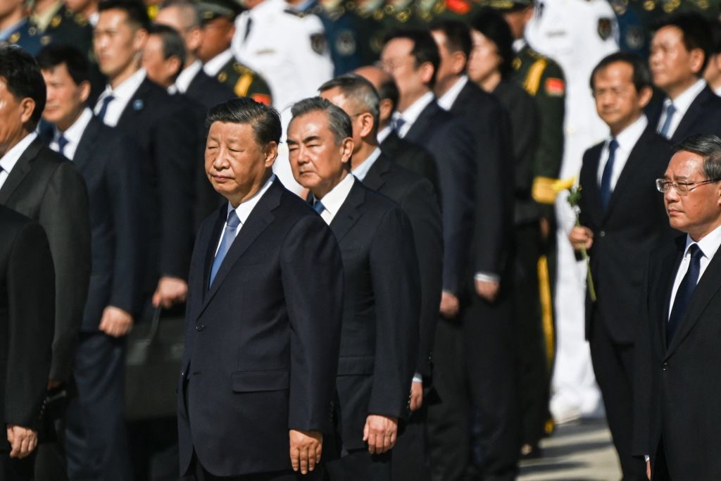 Càng chống tham nhũng mạnh, Bắc Kinh càng gần giờ phút sụp đổ