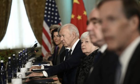 Tổng thống Biden gặp ông Tập, bàn về loạt vấn đề gây căng thẳng song phương