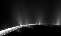 Nghiên cứu: Có thể có sự sống trên mặt trăng Enceladus của sao Thổ