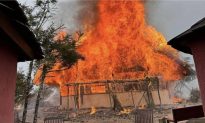 Sa Pa: Căn bungalow bốc cháy ngùn ngụt