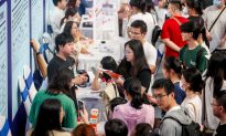 Lượng sinh viên tốt nghiệp Trung Quốc sắp đạt kỷ lục mới giữa khủng hoảng thất nghiệp thanh niên