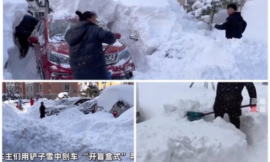 Trung Quốc: Sơn Đông có nơi tuyết rơi dày gần 1 mét, ô tô bị chôn vùi