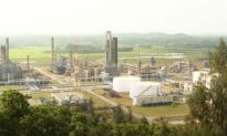 Nhà máy lọc dầu Dung Quất cán mốc 100 triệu tấn dầu thô được chế biến thành công